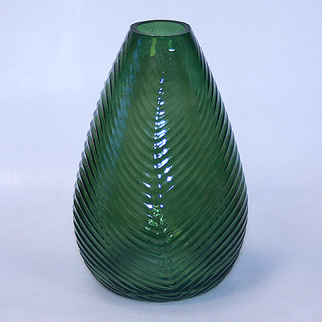 2714961473/2 СКАНДИК-МИКС оливков. МАТИЛЬДА ваза с декор. текстурой цвет. сред.(без борт) d17; h28,5