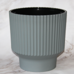 АР23-70 Аркада Серый пласт.горш. с вкладкой d22,5 h23см 7,2л