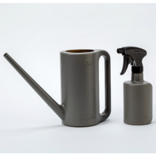 Лейки + опрыскиватели Чешская Республика