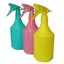 11 Лейки, опрыскиватели