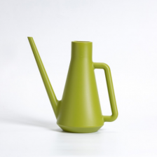 11 Лейки, опрыскиватели