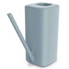 11 Лейки, опрыскиватели